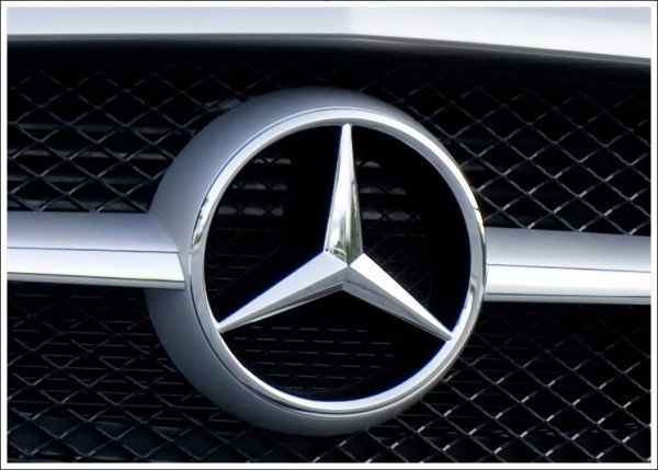 Mercedes-Benz Emblem