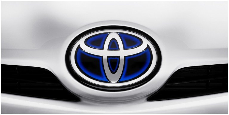 Toyota Logo Meaning and History [Toyota symbol]