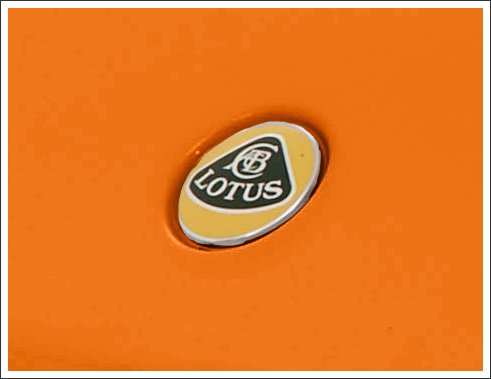 Colores del logotipo de Lotus