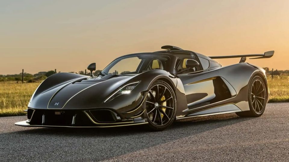 Top 25 Fastest Cars in the World 2024