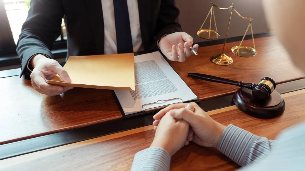 A Good Lawyer Knows Your Pain Points